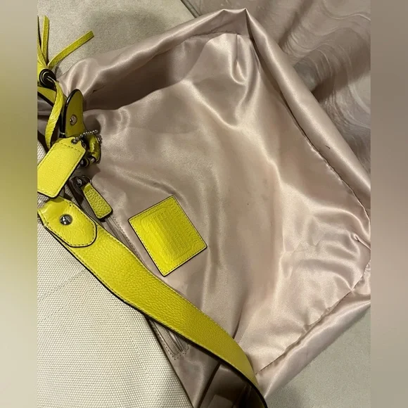 Coach canvas and lime green/yellow leather shoulder purse - Picture 13 of 15